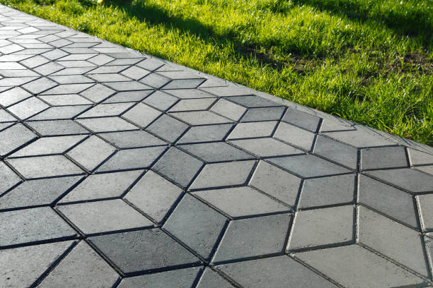Best Driveway Paving Contractor  in Angola On The Lake, NY